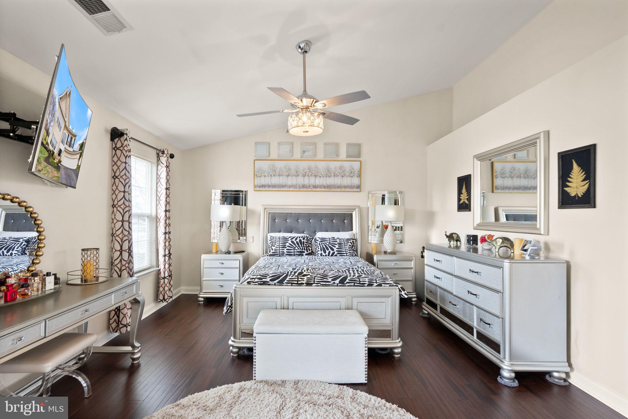 SHEFFIELD MANOR - Residential