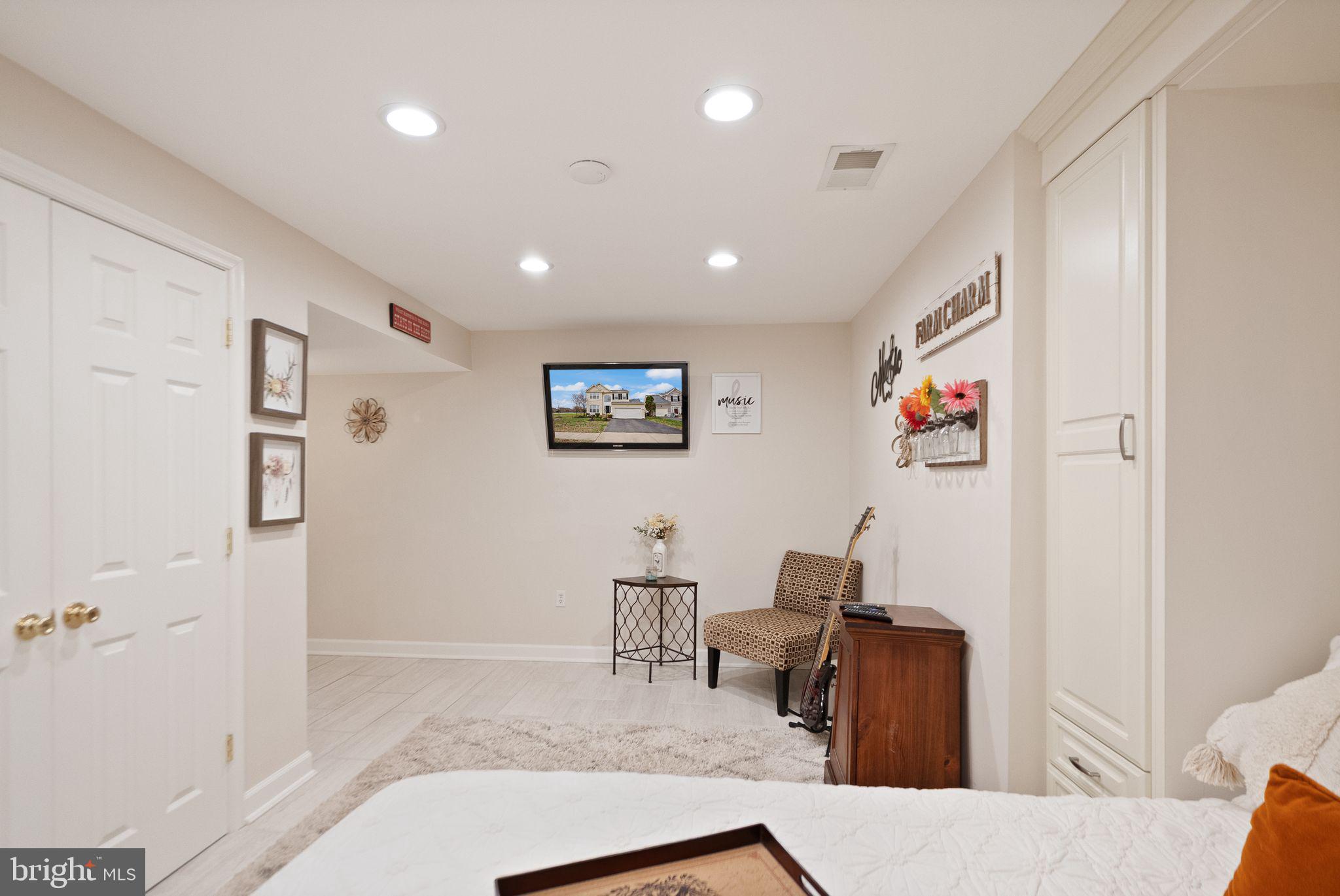 SHEFFIELD MANOR - Residential