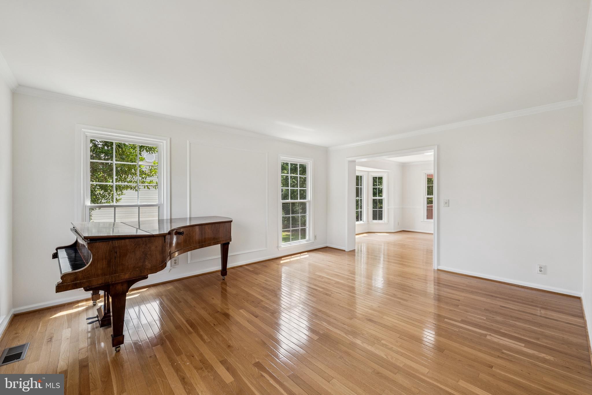 10402 CAMPBELL DRIVE
