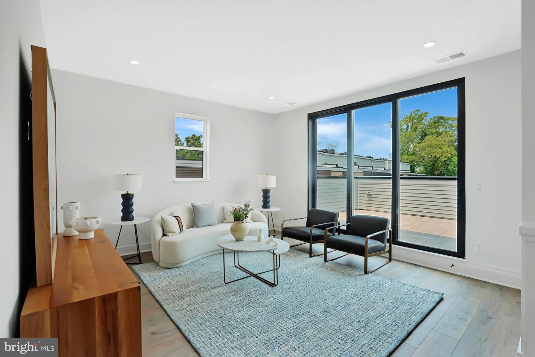 TYSONS RIDGE - Residential