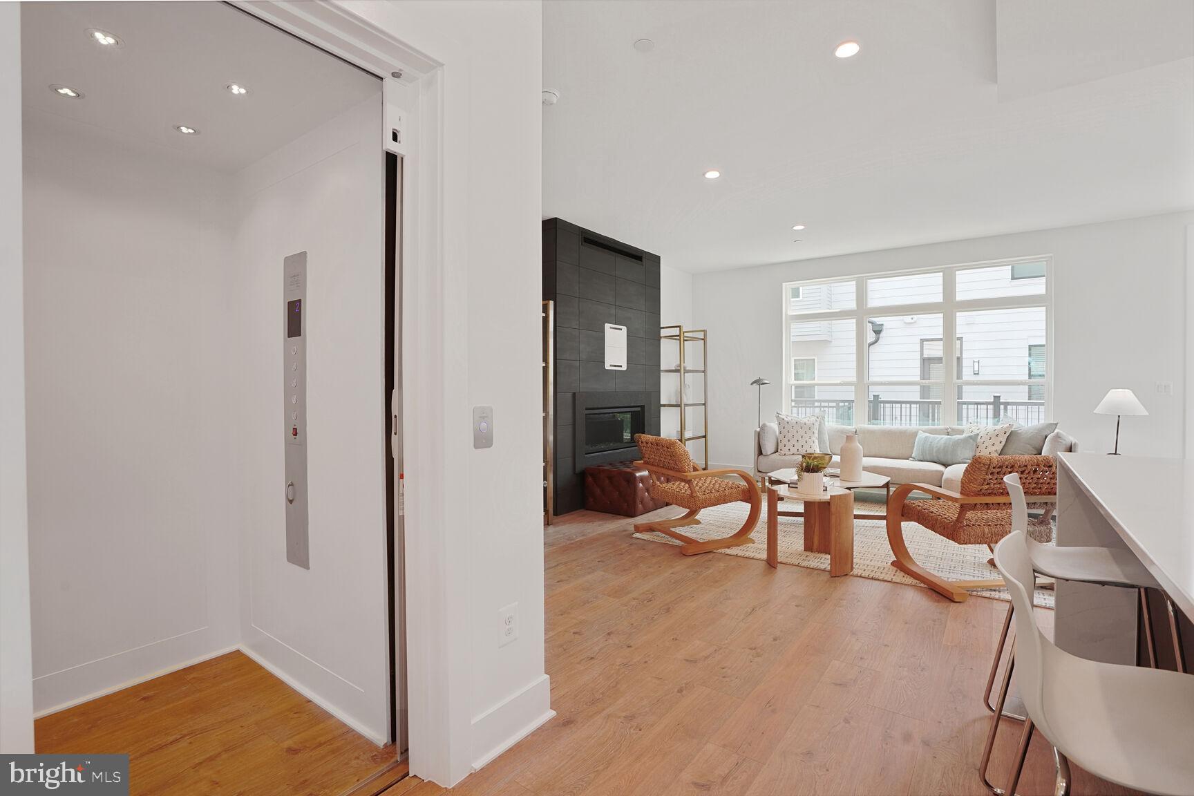 TYSONS RIDGE - Residential