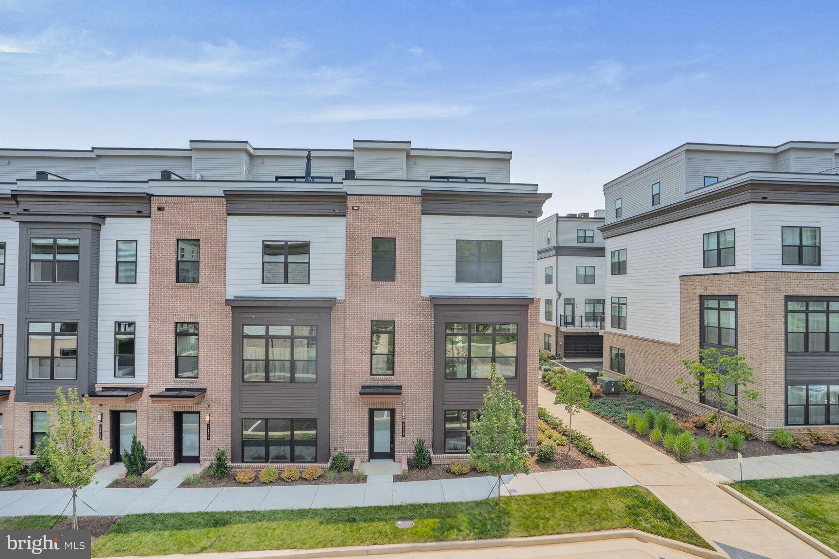 2117 TYSONS RIDGELINE ROAD ELEVATOR LOT 73