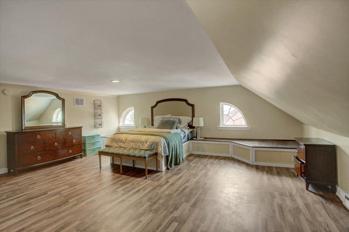 DOWNTOWN GREENCASTLE - Residential