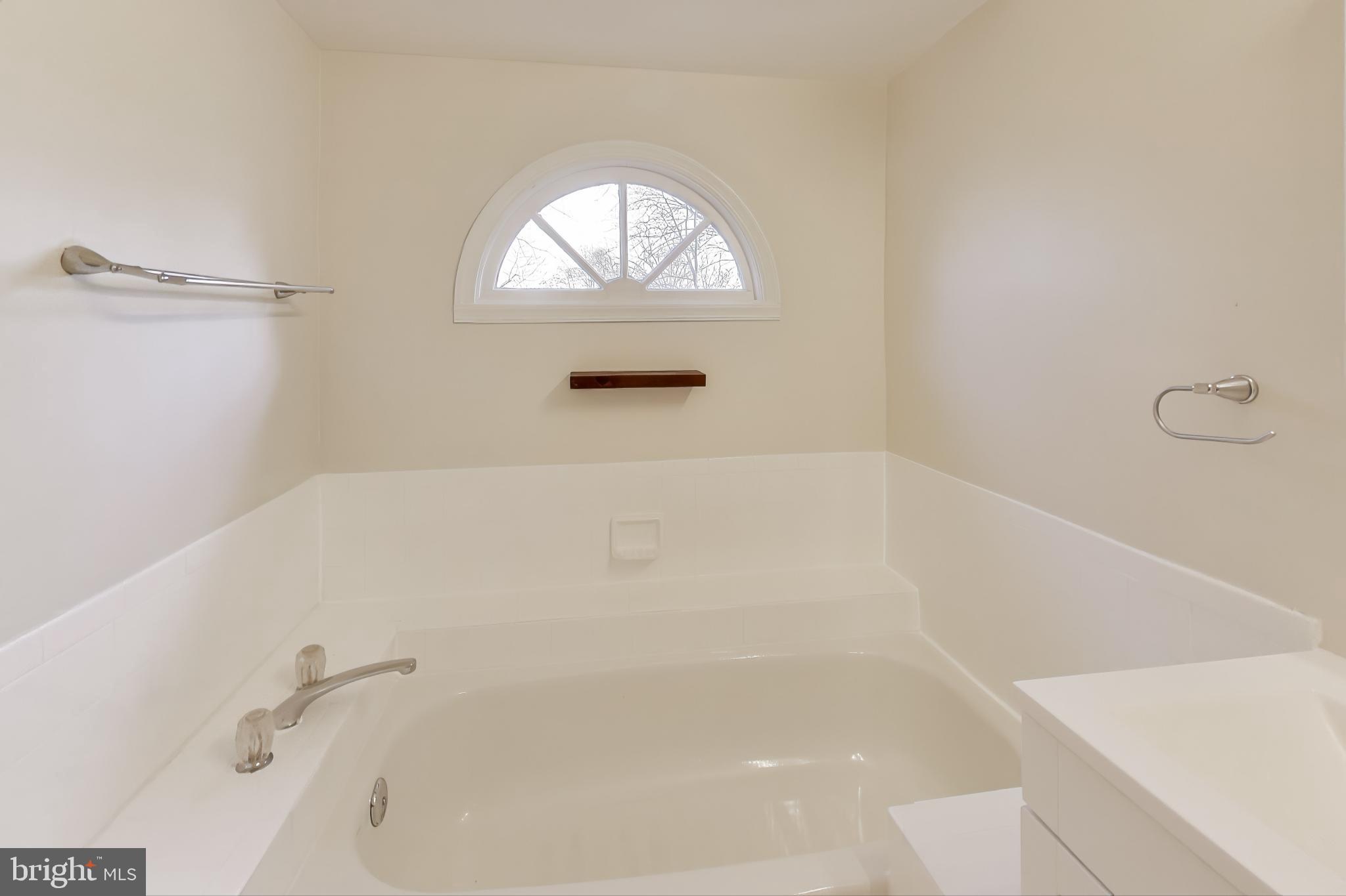 TANGLEWOOD - Residential Lease