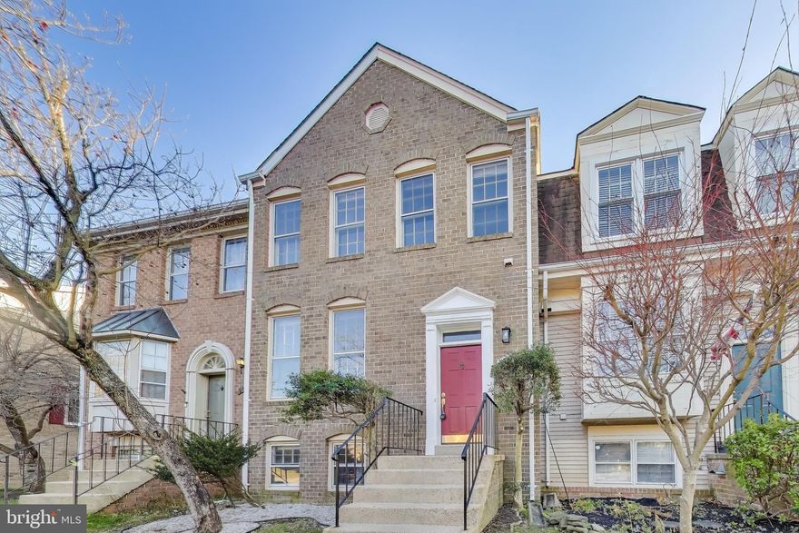 Charming colonial style townhome in Tanglewood Community of Silver Spring! This home features approximately 2,142 sq ft of living space across three levels featuring 4 bedrooms and 3.5 baths. 
The main level features a welcoming living and dining area, powder room, and well maintained kitchen with access to large deck. Upstairs you'll find three bedrooms and two full baths.  Lower level provides extra space - great for storage and recreation, a full bath, washer and dryer and walk-out access to the fenced in backyard. Fireplace is decorative.