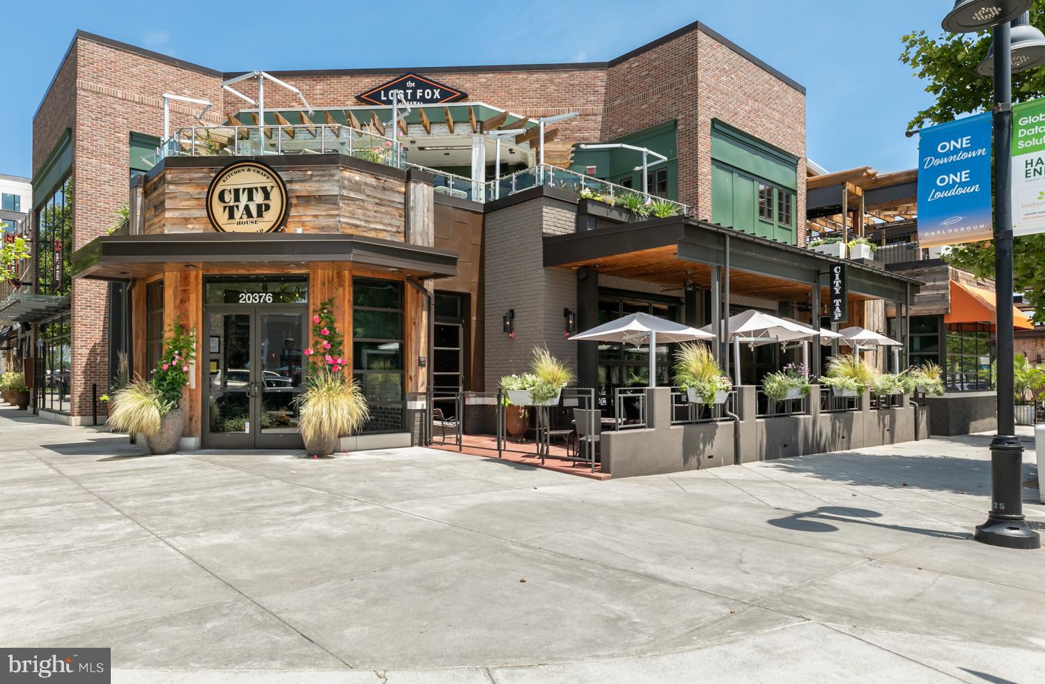 ONE LOUDOUN - Residential