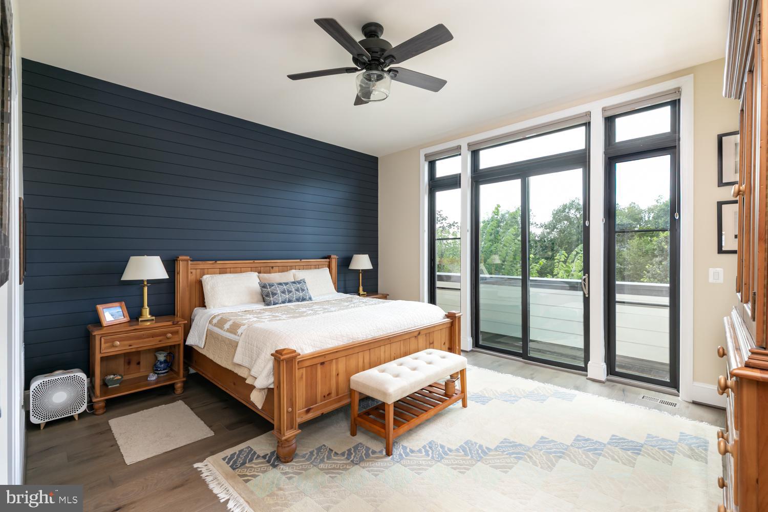 ONE LOUDOUN - Residential