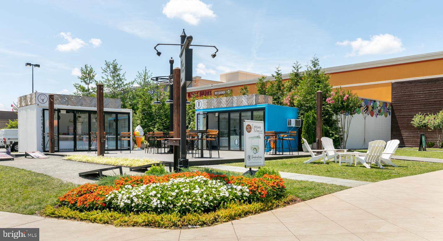 ONE LOUDOUN - Residential