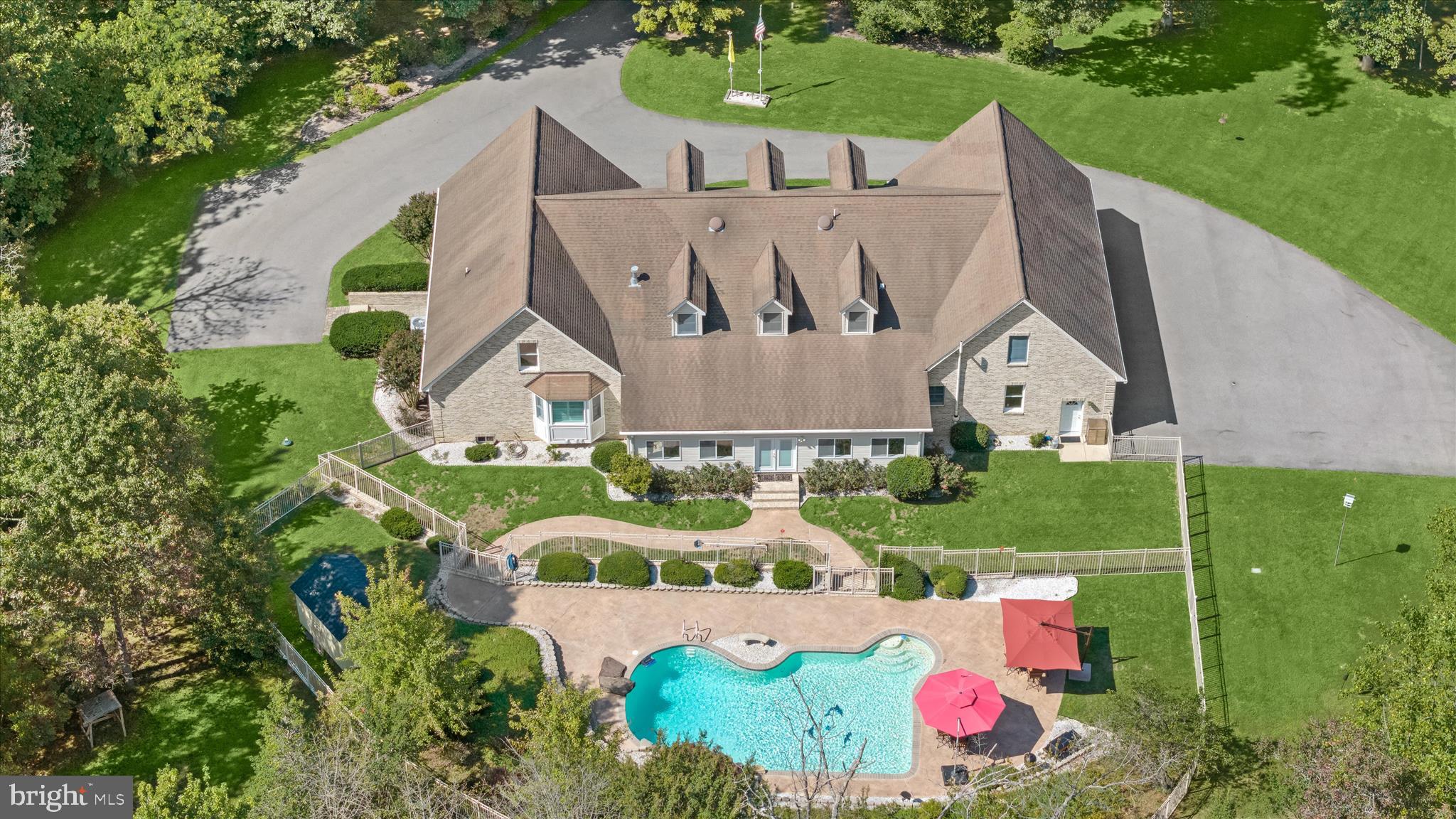 831 GOVERNOR BRIDGE ROAD