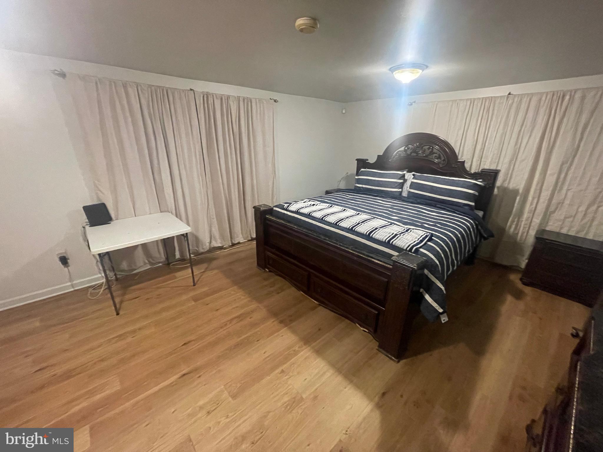 FORT WASHINGTON - Residential Lease