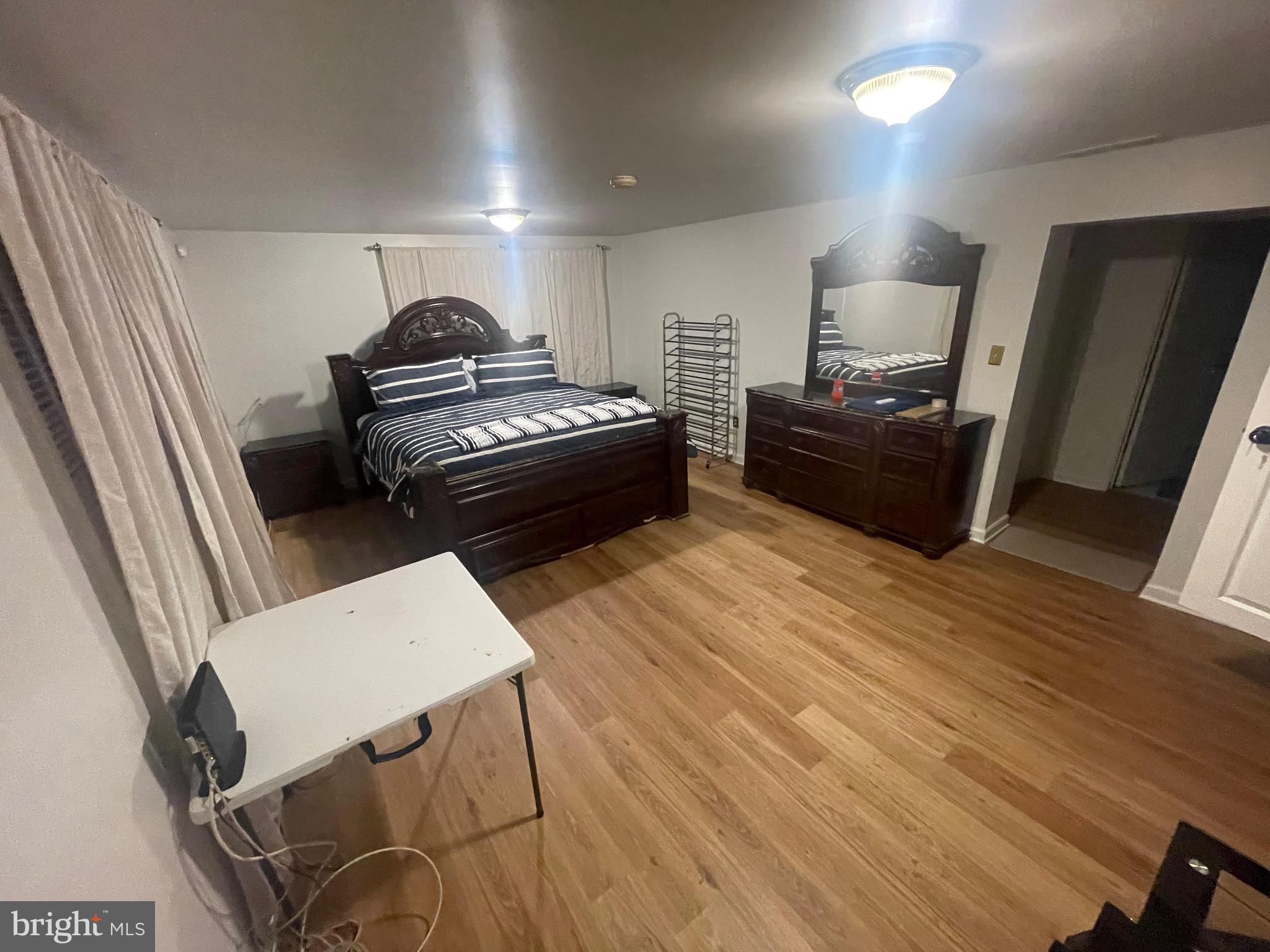 FORT WASHINGTON - Residential Lease