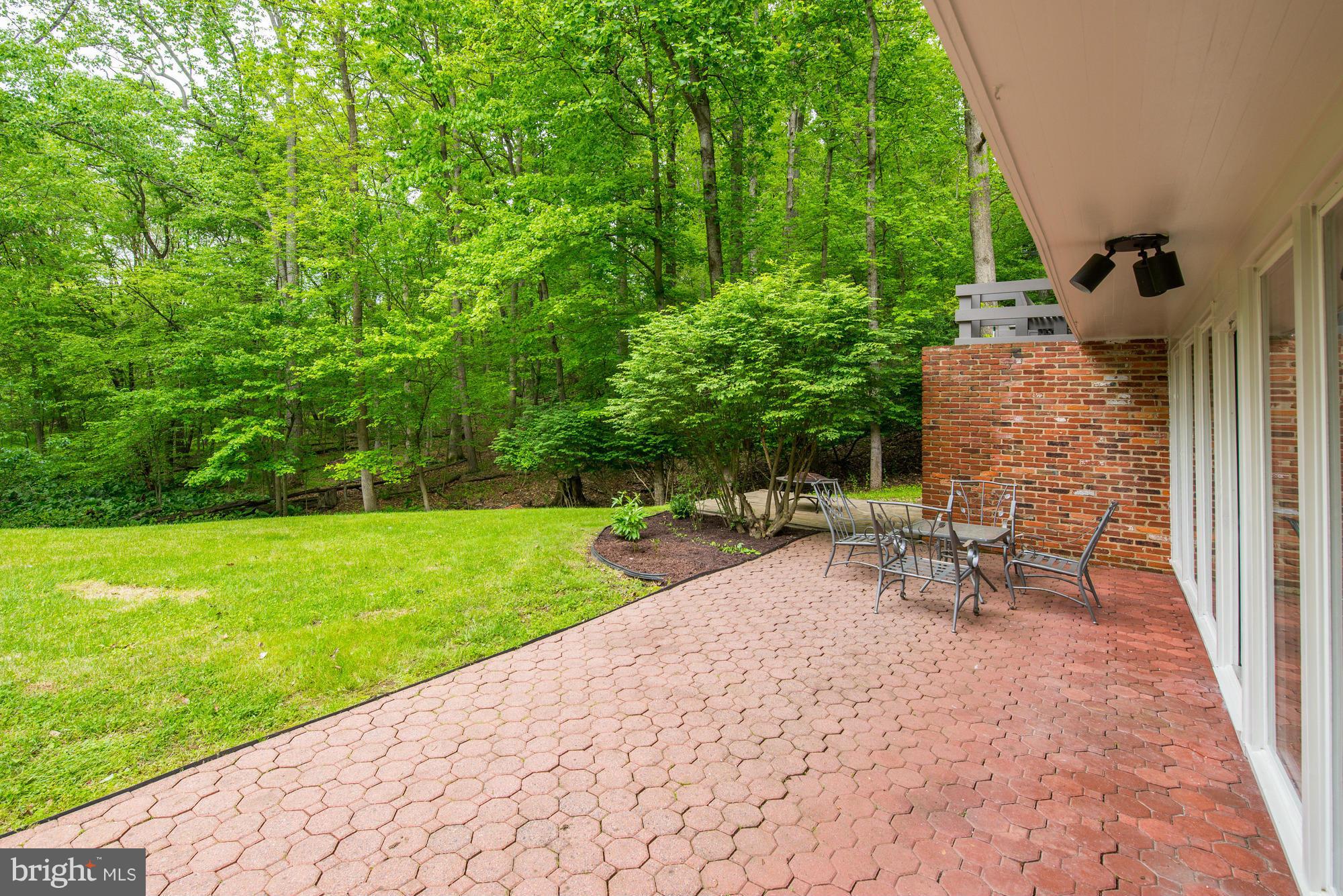 HOLLINRIDGE - Residential