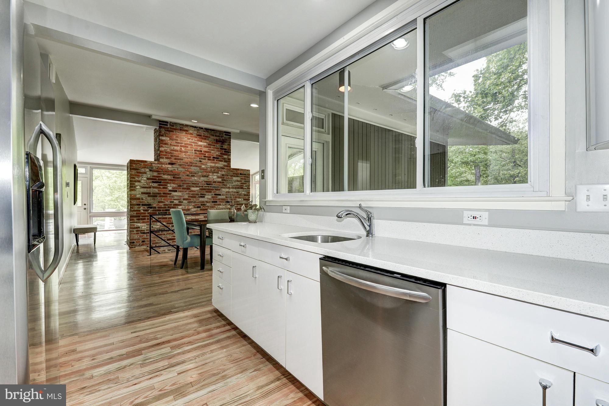 HOLLINRIDGE - Residential