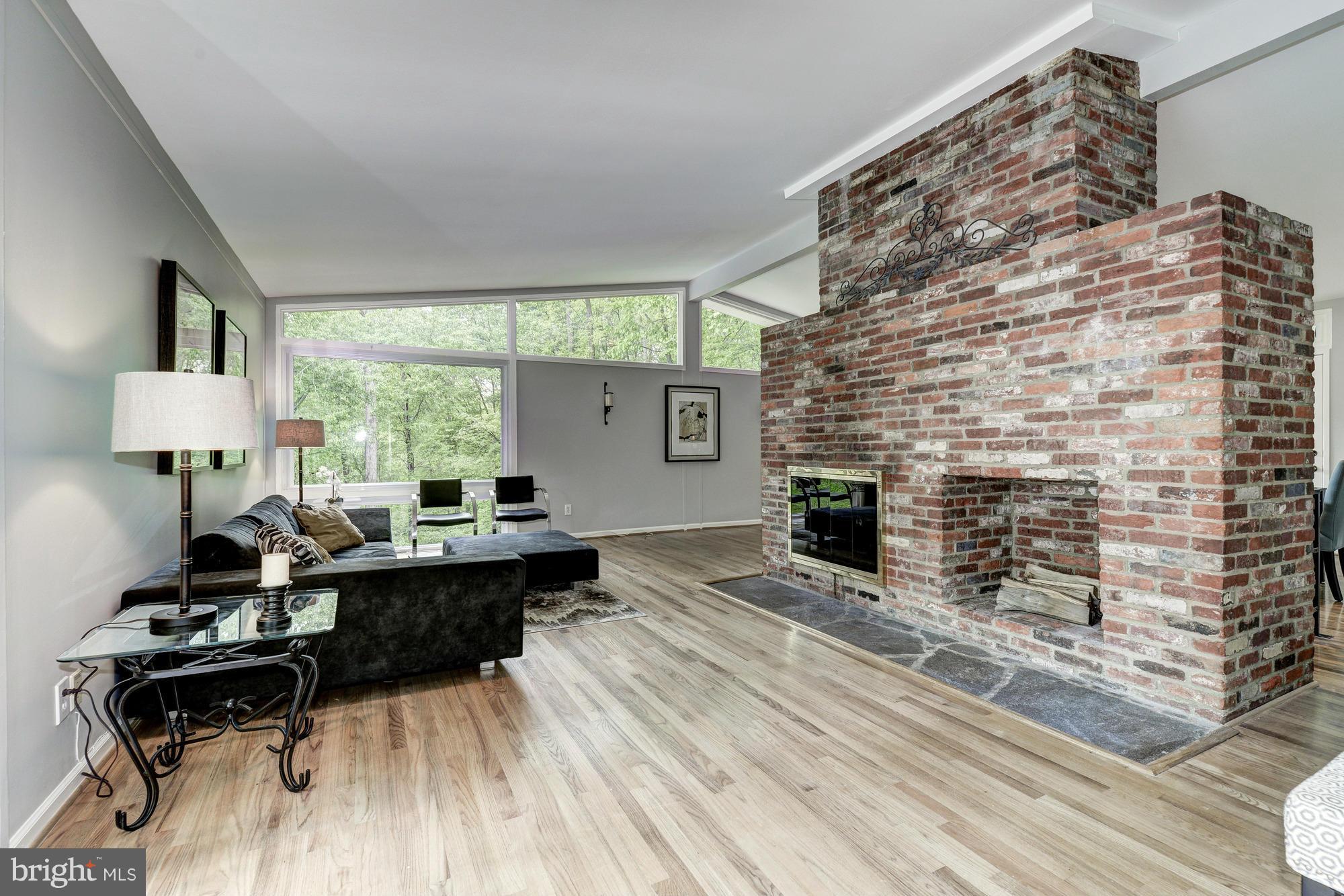 HOLLINRIDGE - Residential