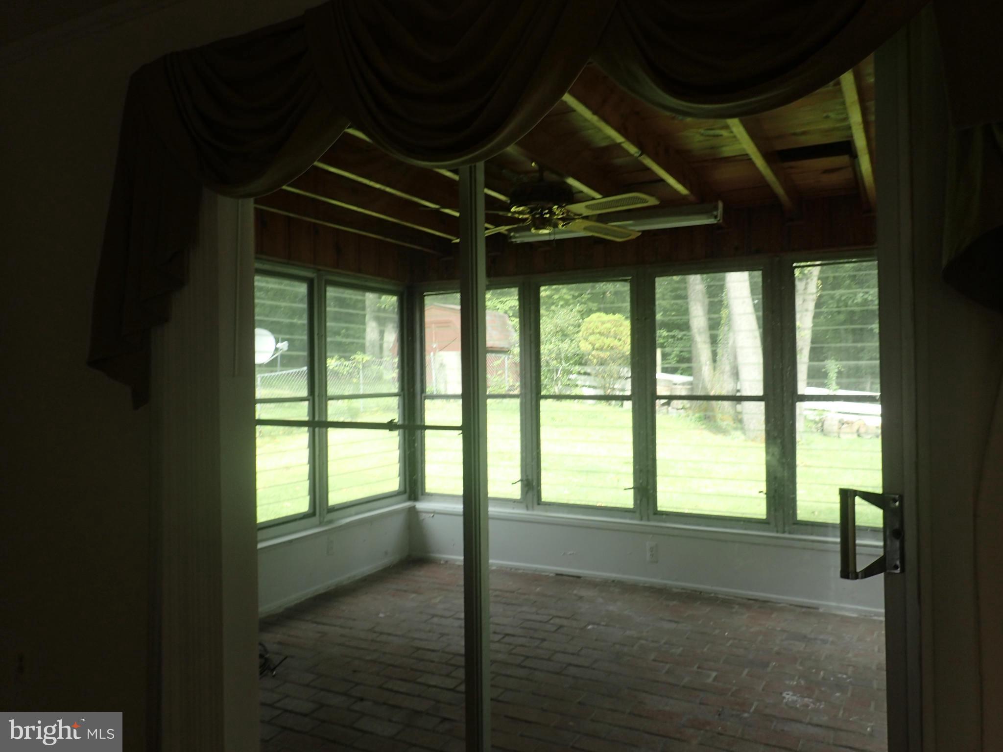 EDSALL PARK - Residential Lease