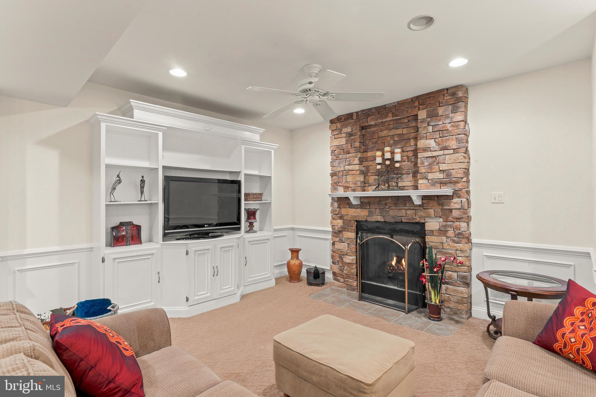 NORTHAMPTON RIDGE - Residential