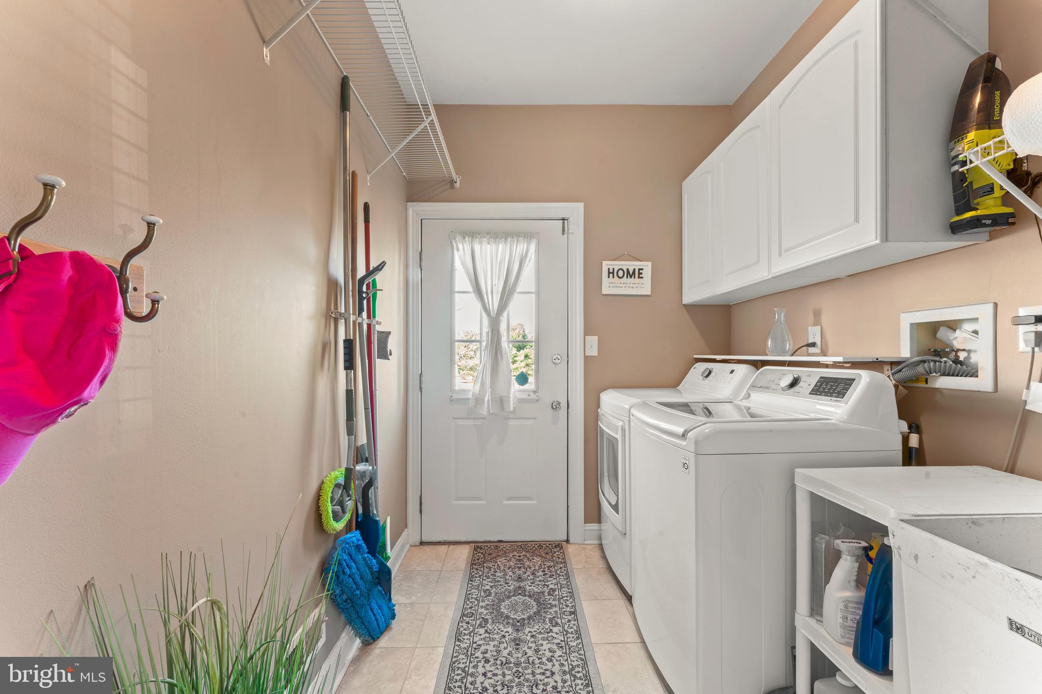 NORTHAMPTON RIDGE - Residential