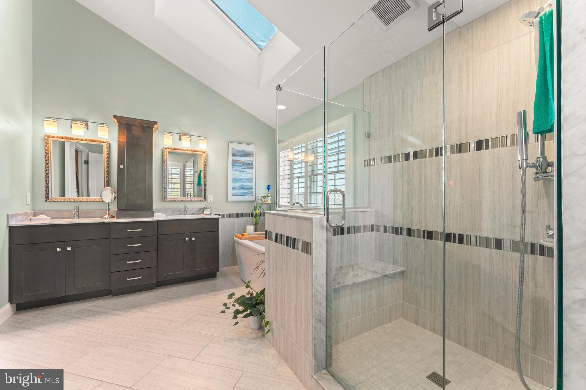 NORTHAMPTON RIDGE - Residential