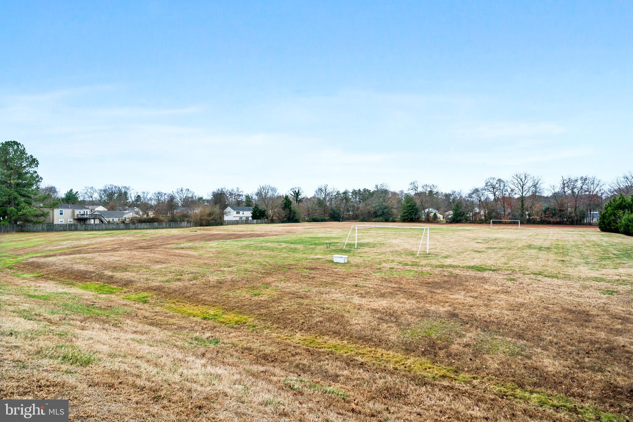 SENTRY WOODS/HUNTINGTON - Residential