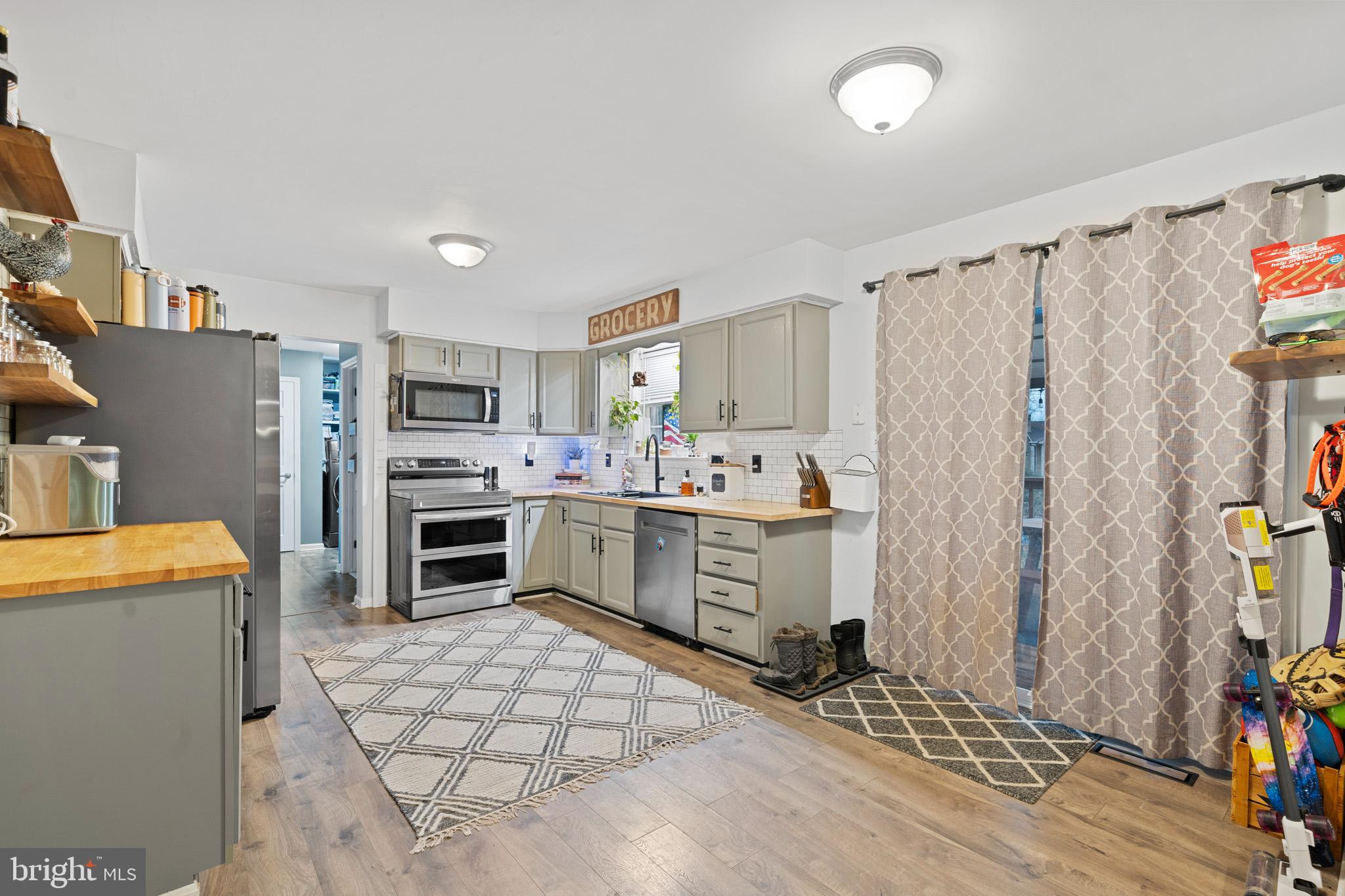 SENTRY WOODS/HUNTINGTON - Residential