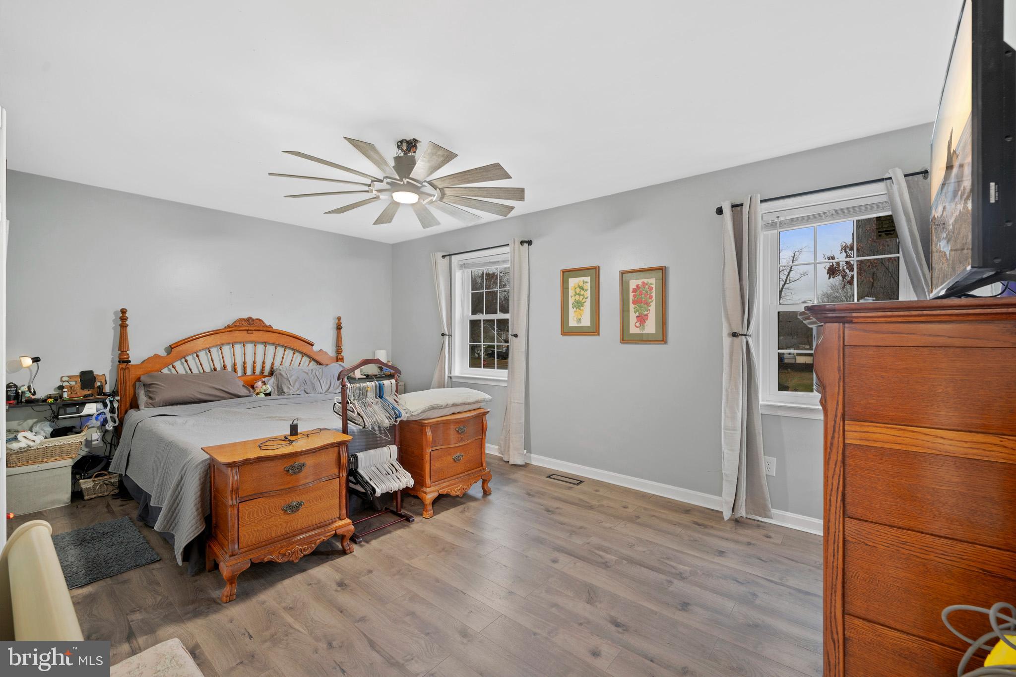 SENTRY WOODS/HUNTINGTON - Residential