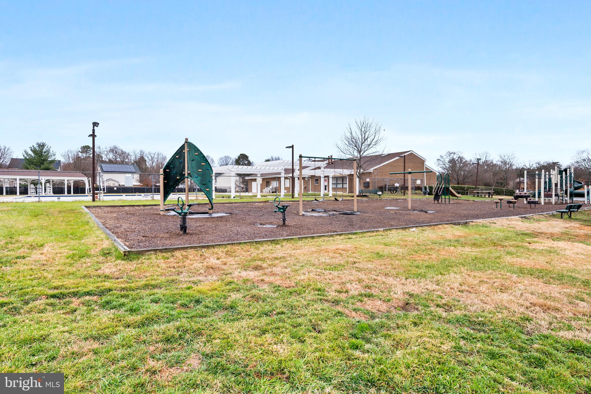 SENTRY WOODS/HUNTINGTON - Residential