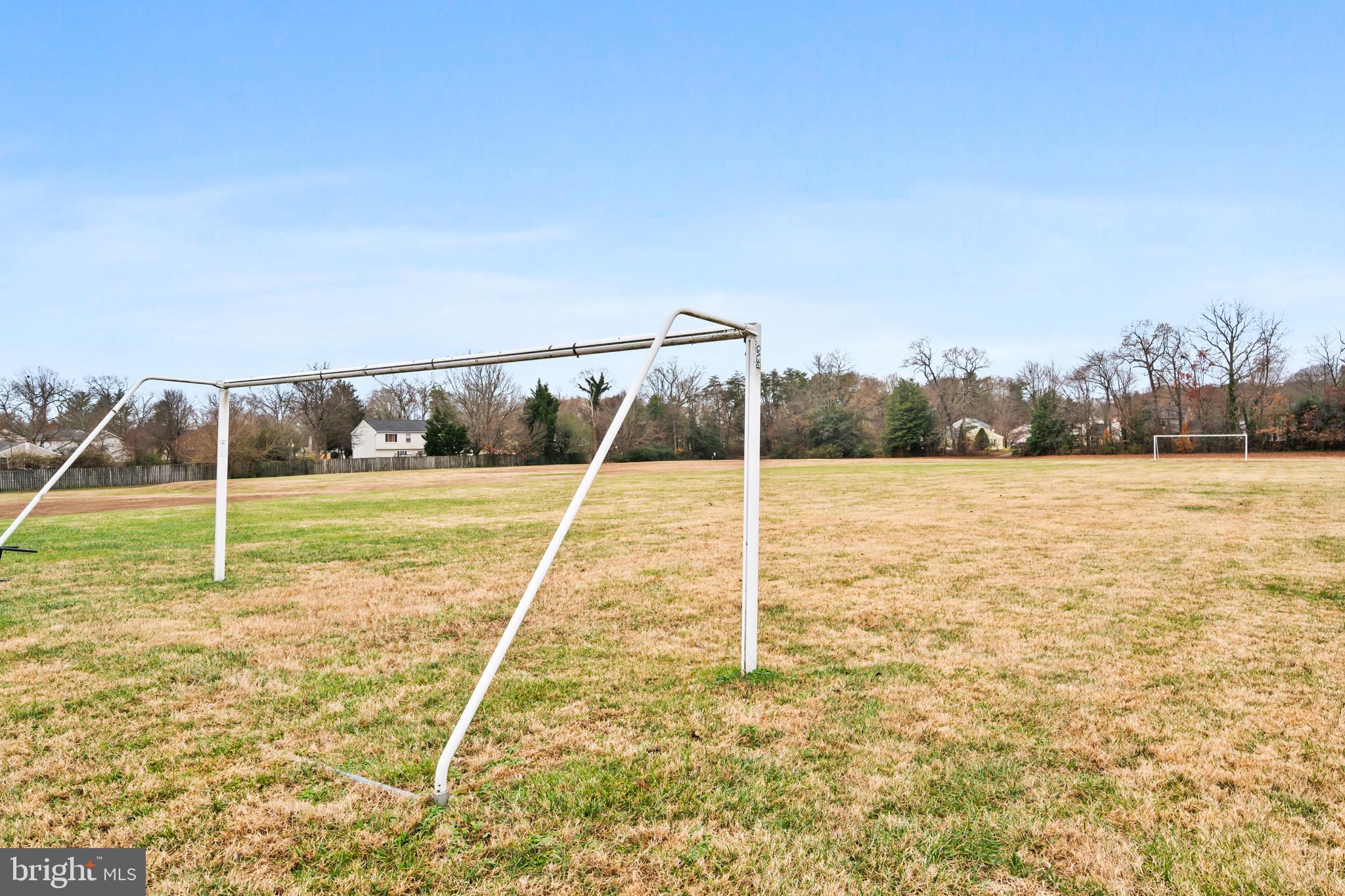 SENTRY WOODS/HUNTINGTON - Residential