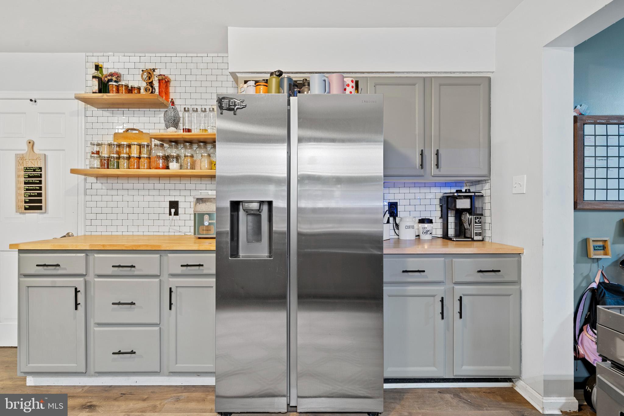 SENTRY WOODS/HUNTINGTON - Residential