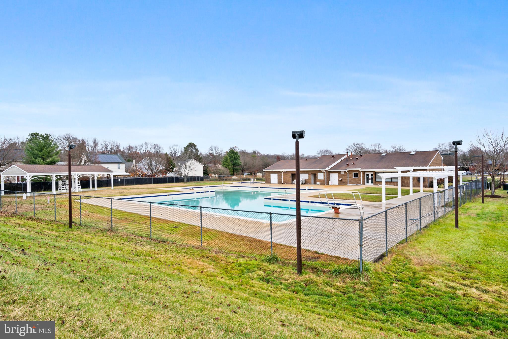 SENTRY WOODS/HUNTINGTON - Residential