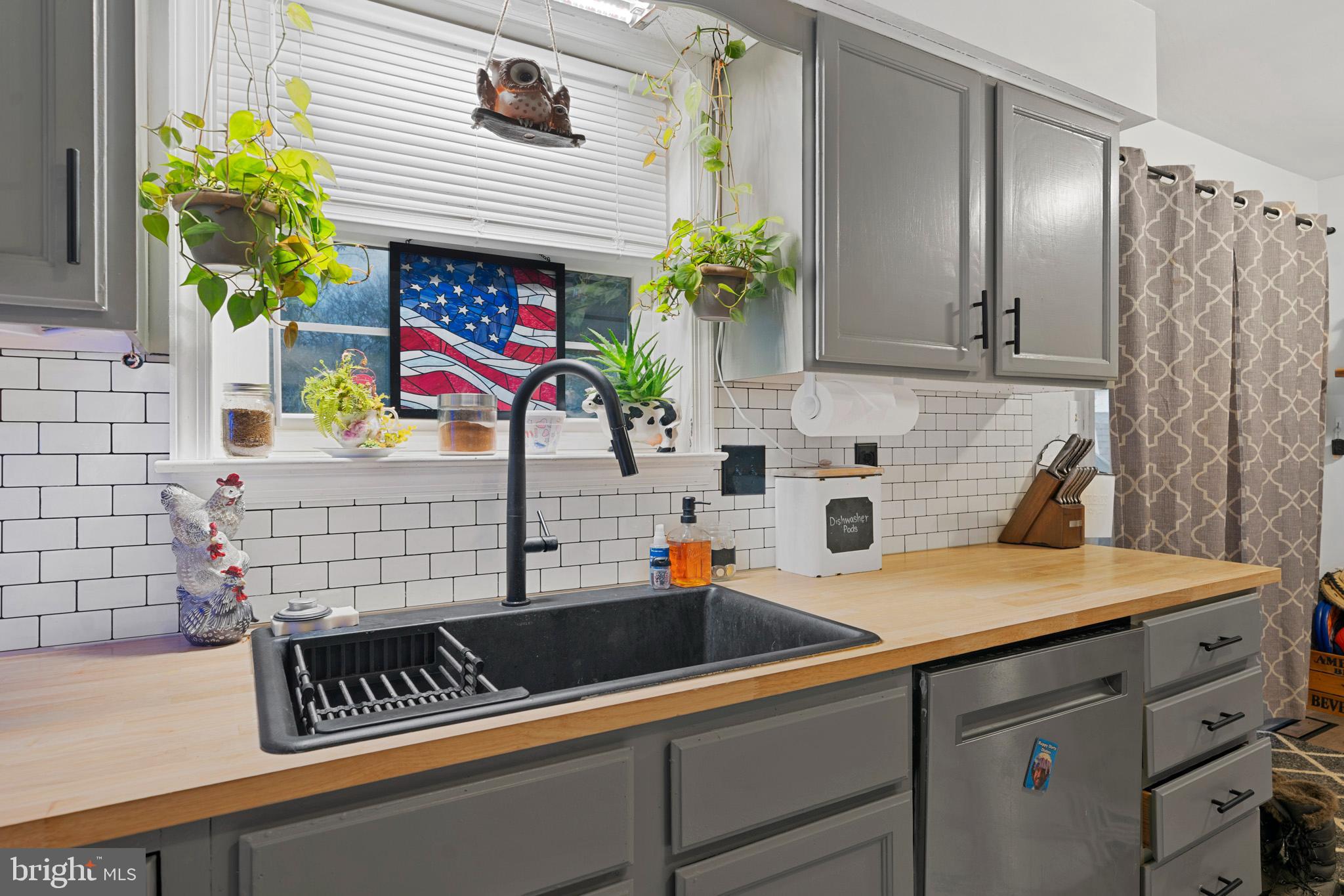 SENTRY WOODS/HUNTINGTON - Residential