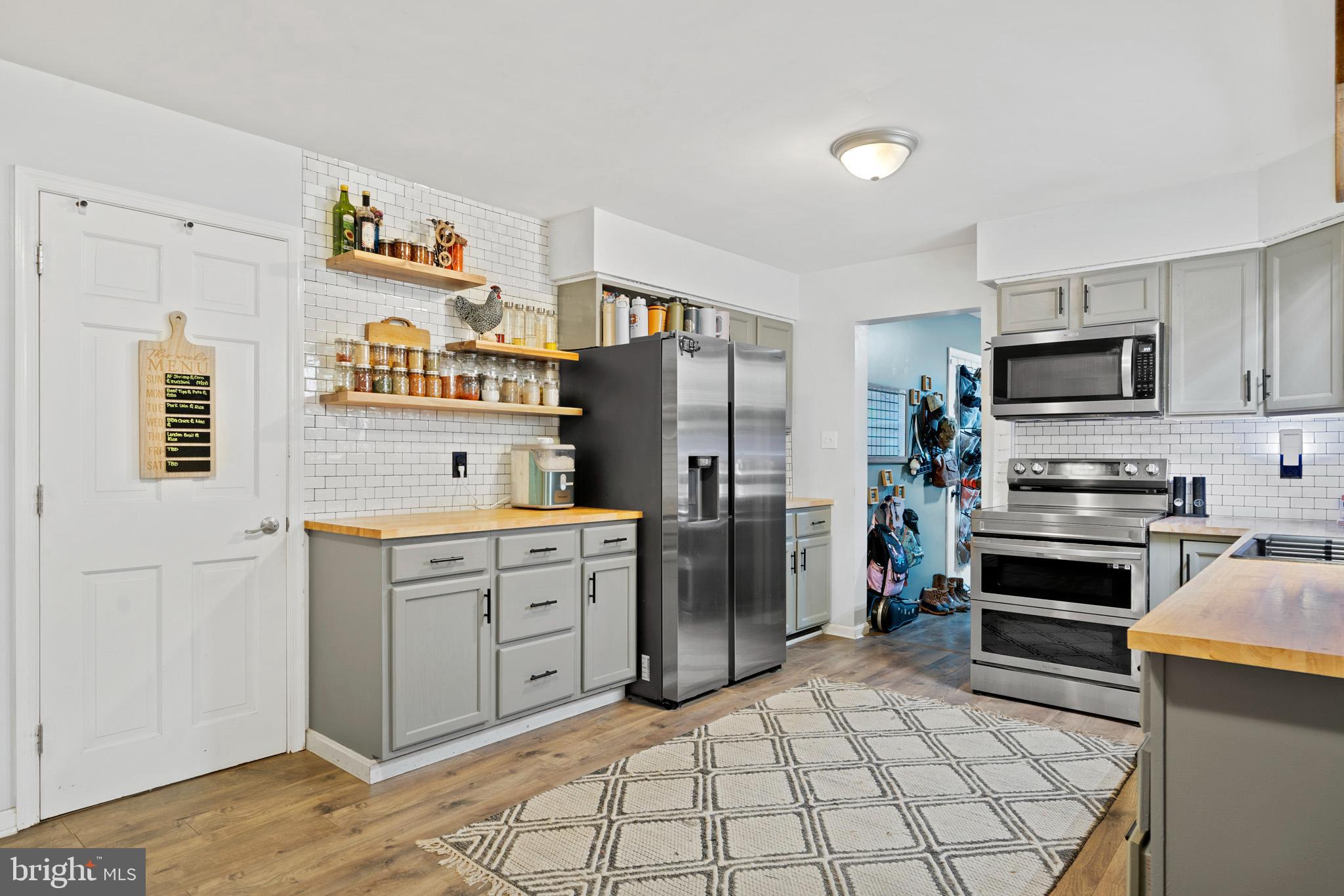 SENTRY WOODS/HUNTINGTON - Residential