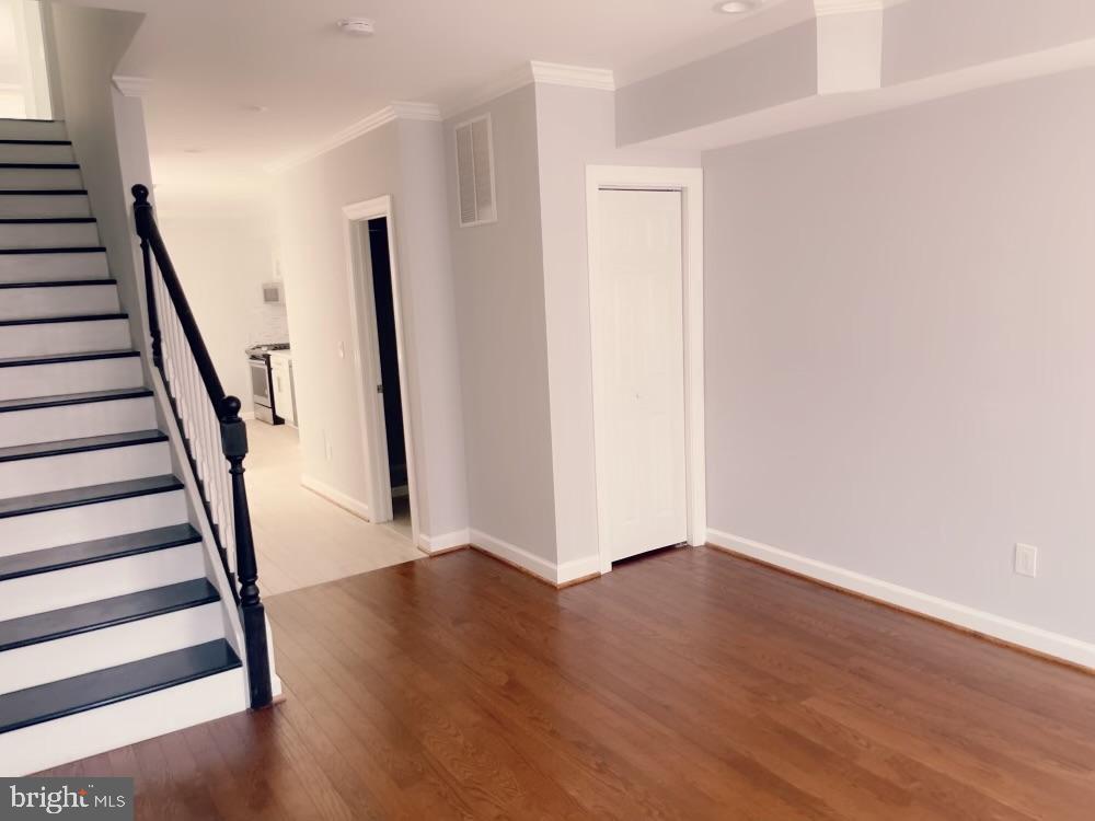 BROOKLYN - Residential