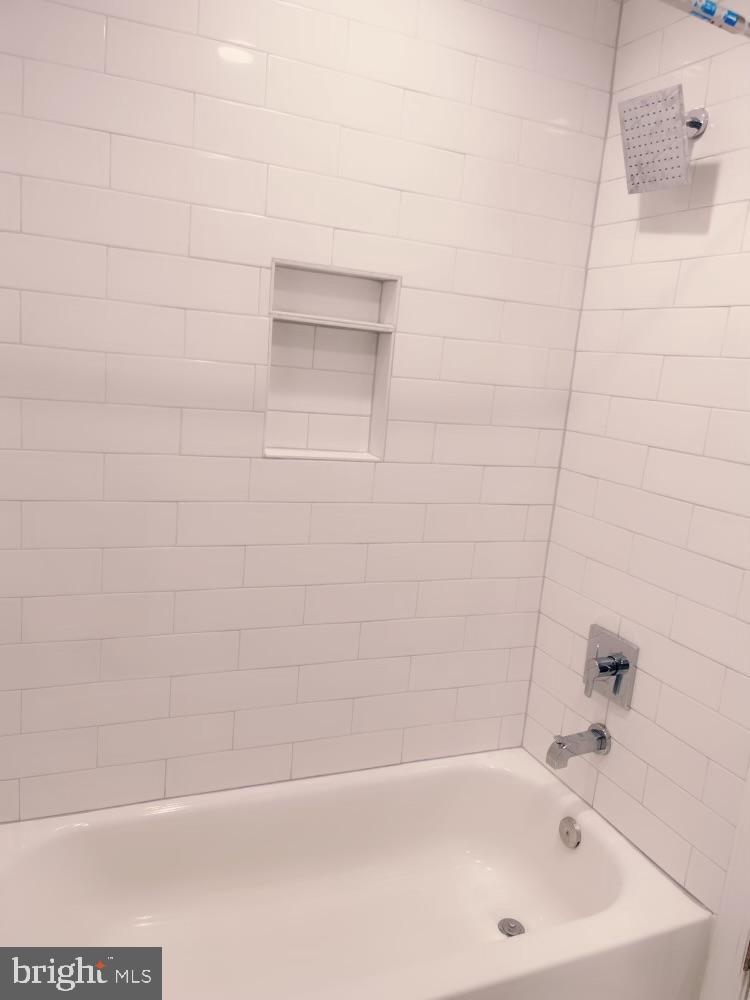 BROOKLYN - Residential