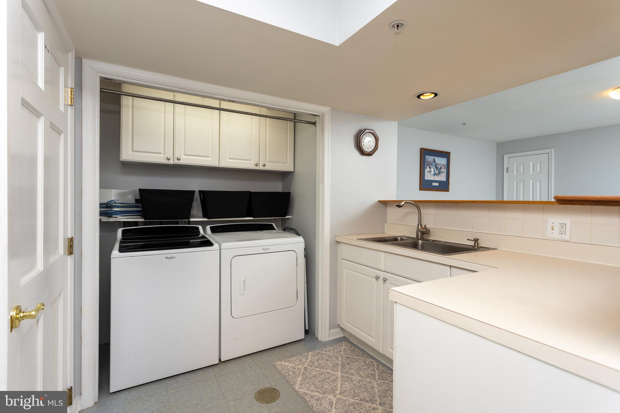 HICKORY OVERLOOK - Residential