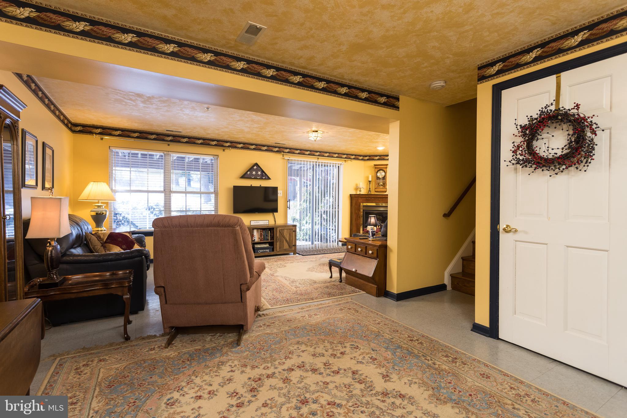 HICKORY OVERLOOK - Residential