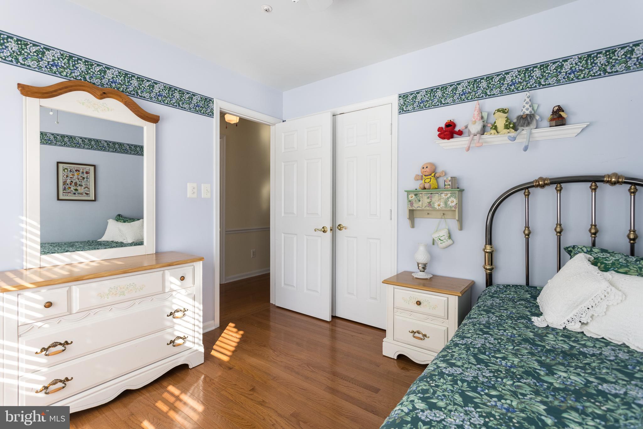 HICKORY OVERLOOK - Residential