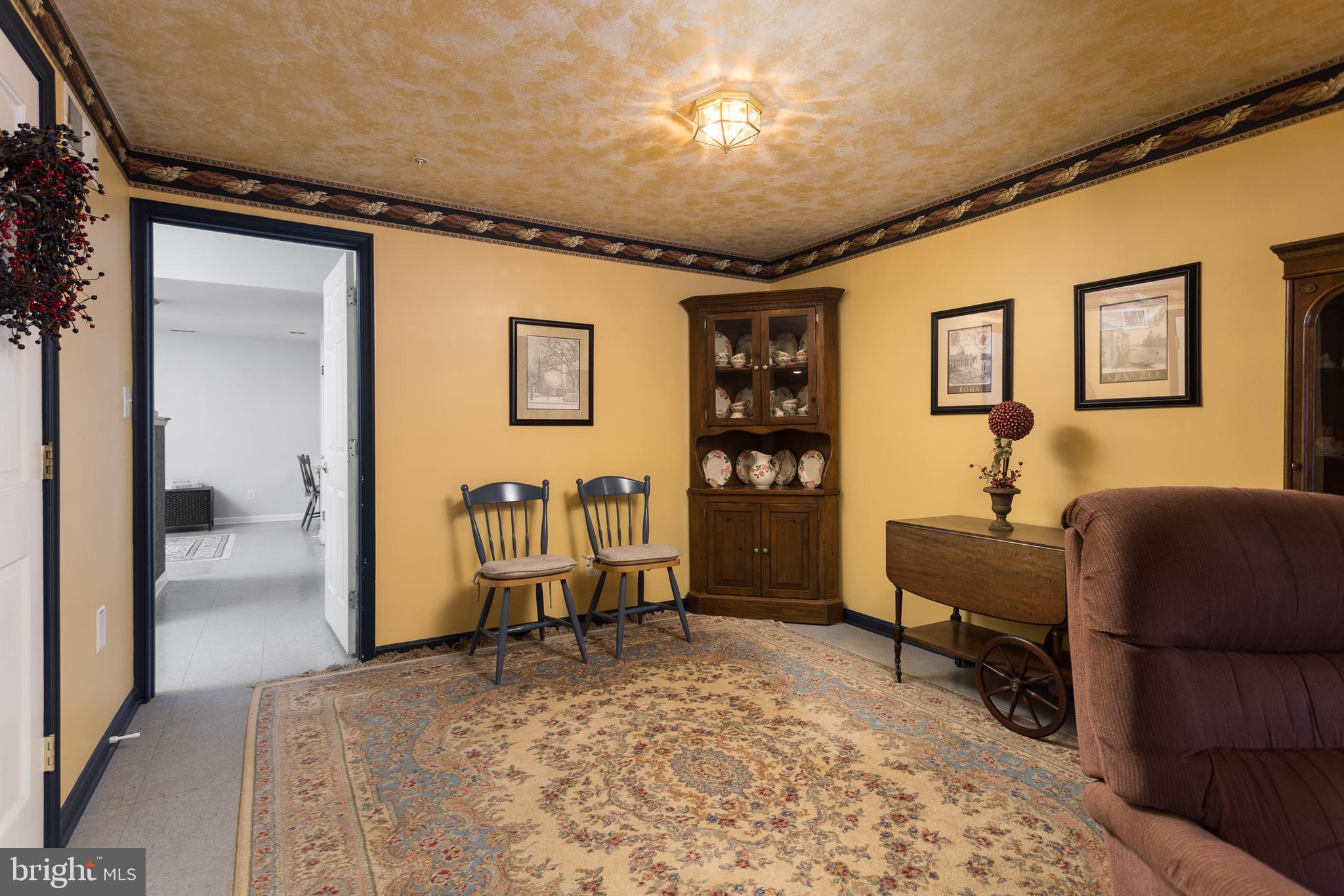 HICKORY OVERLOOK - Residential