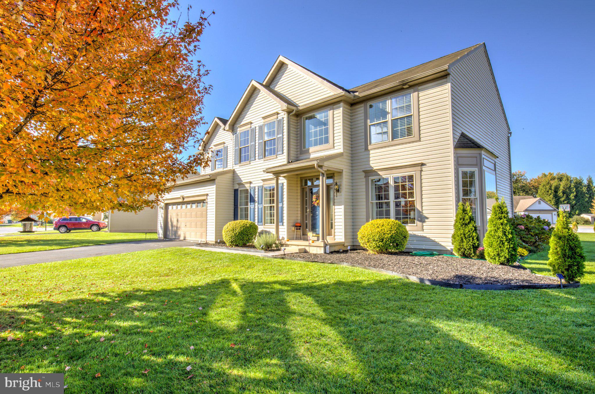 286 GREYSTONE LANE