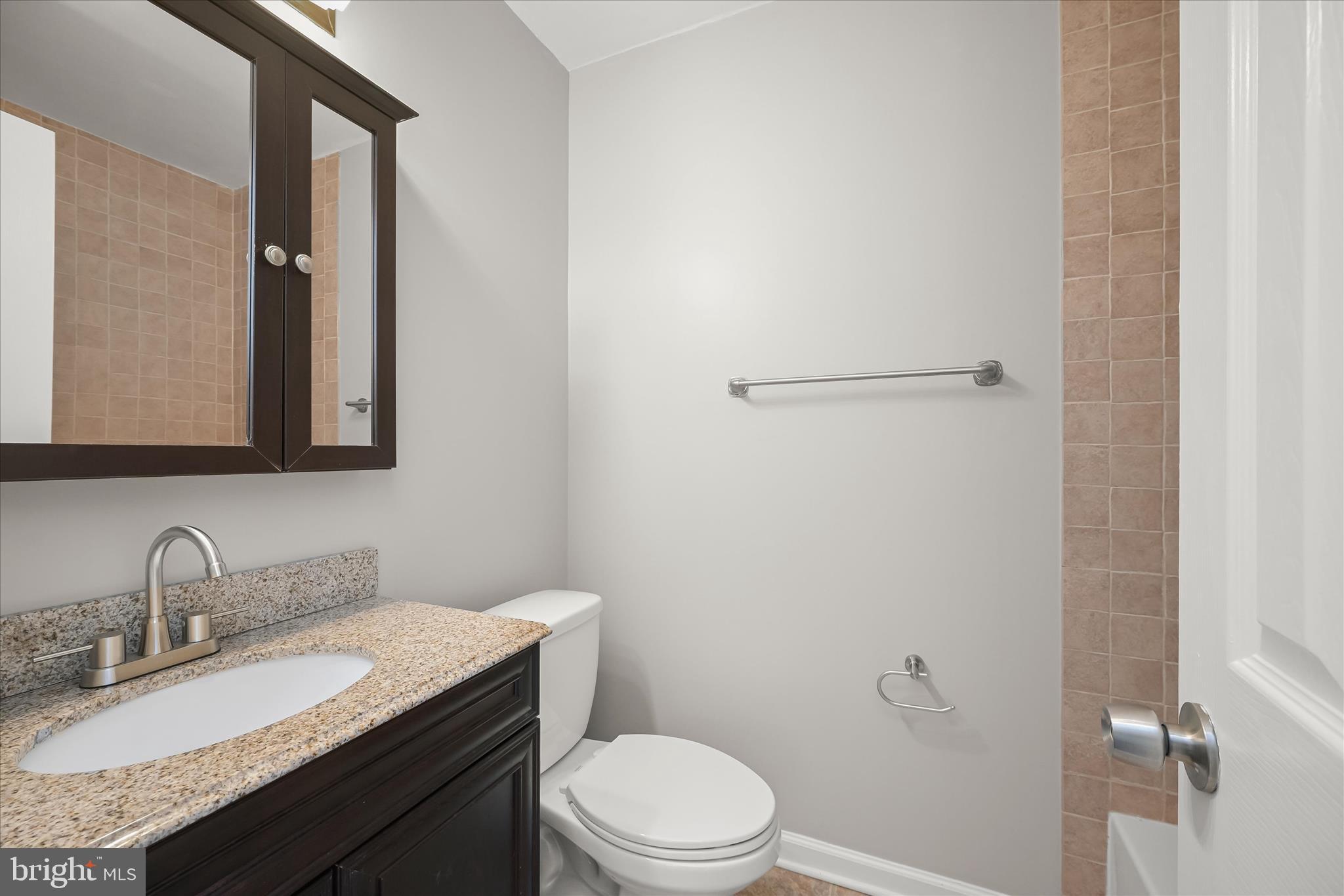 SHADOW OAKS - Residential