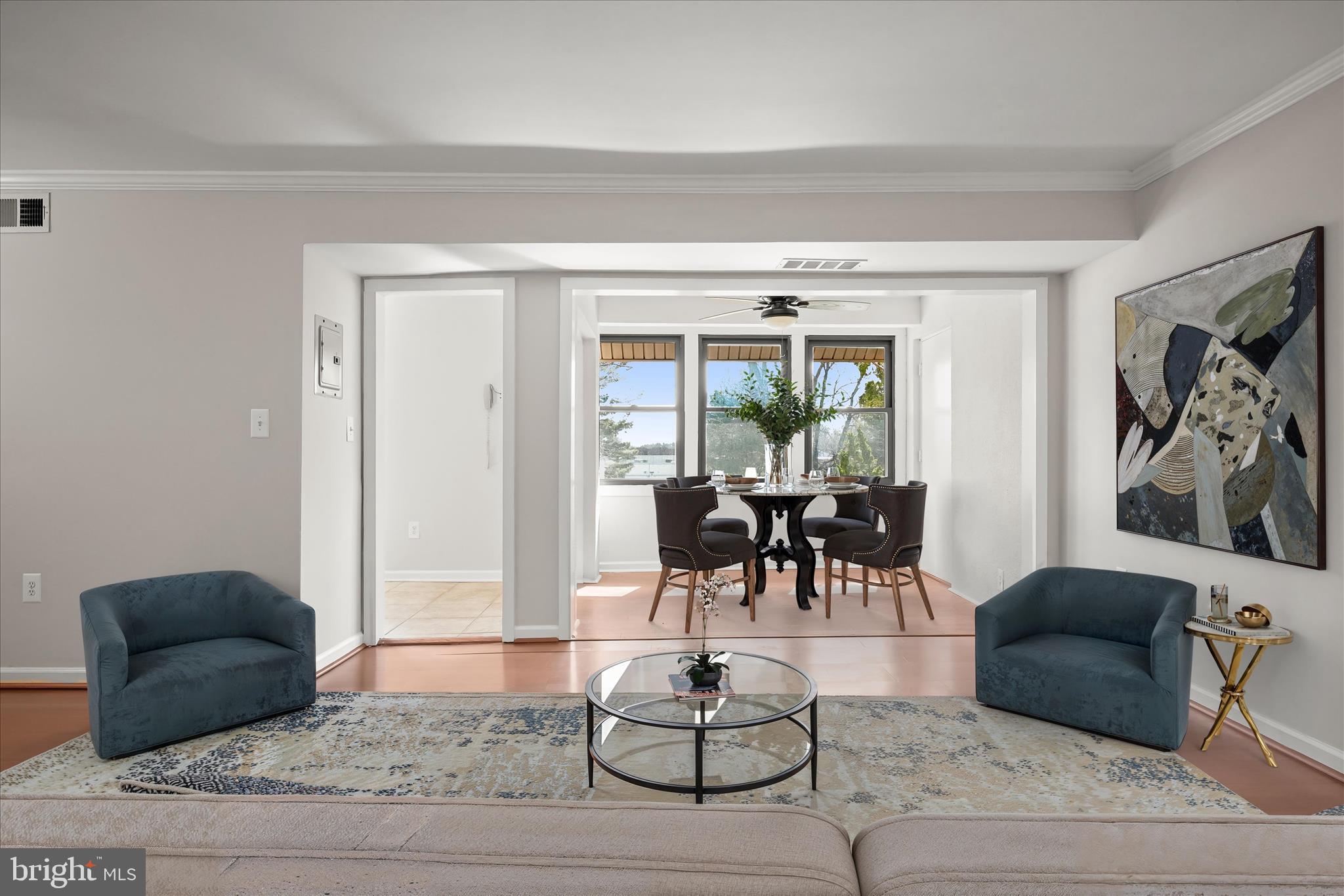 SHADOW OAKS - Residential