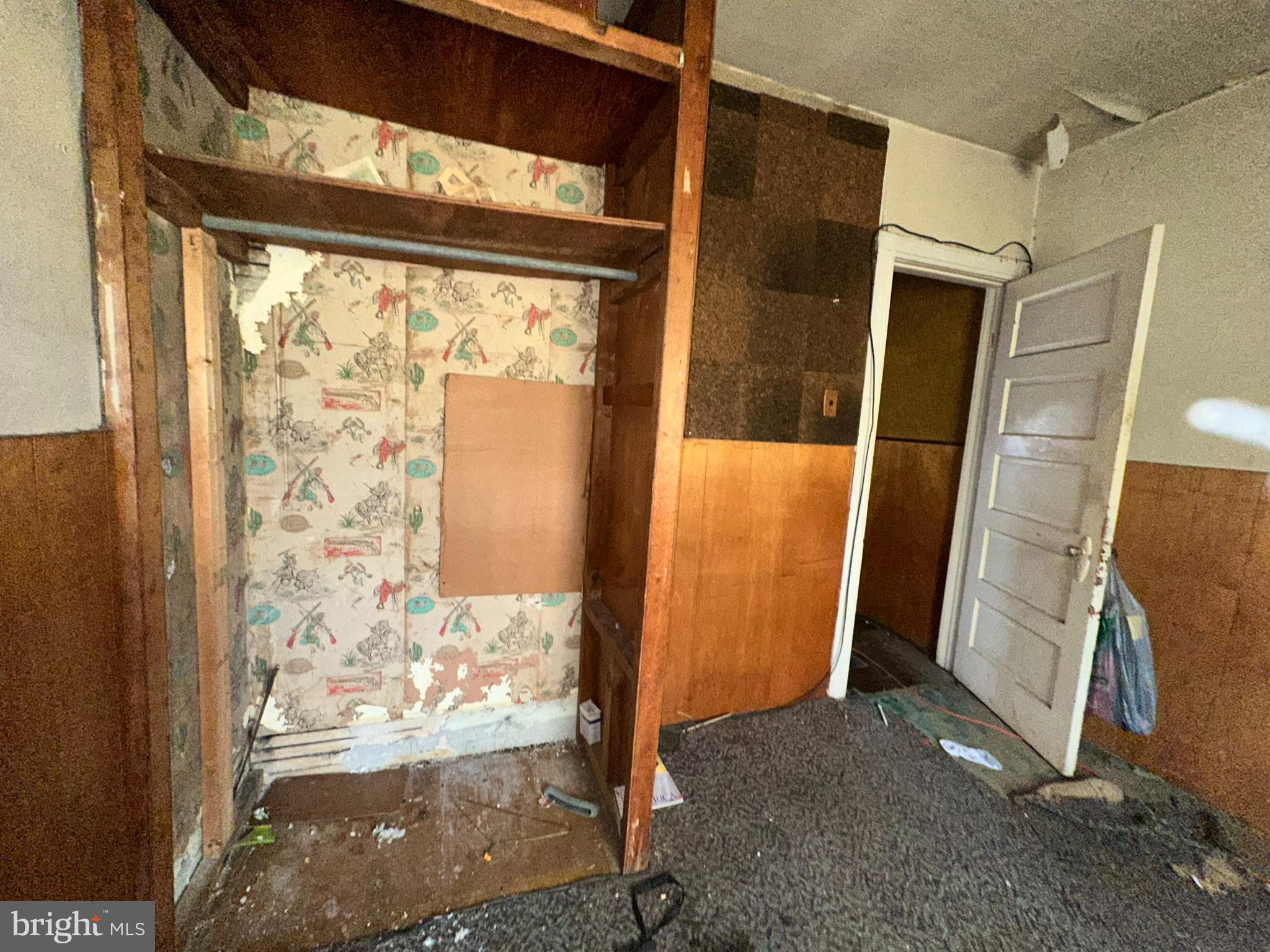 PHILADELPHIA - Residential