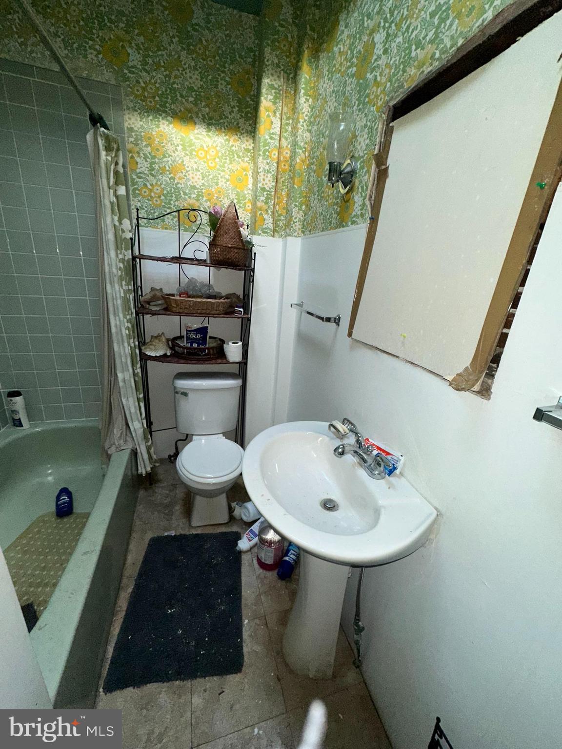 PHILADELPHIA - Residential