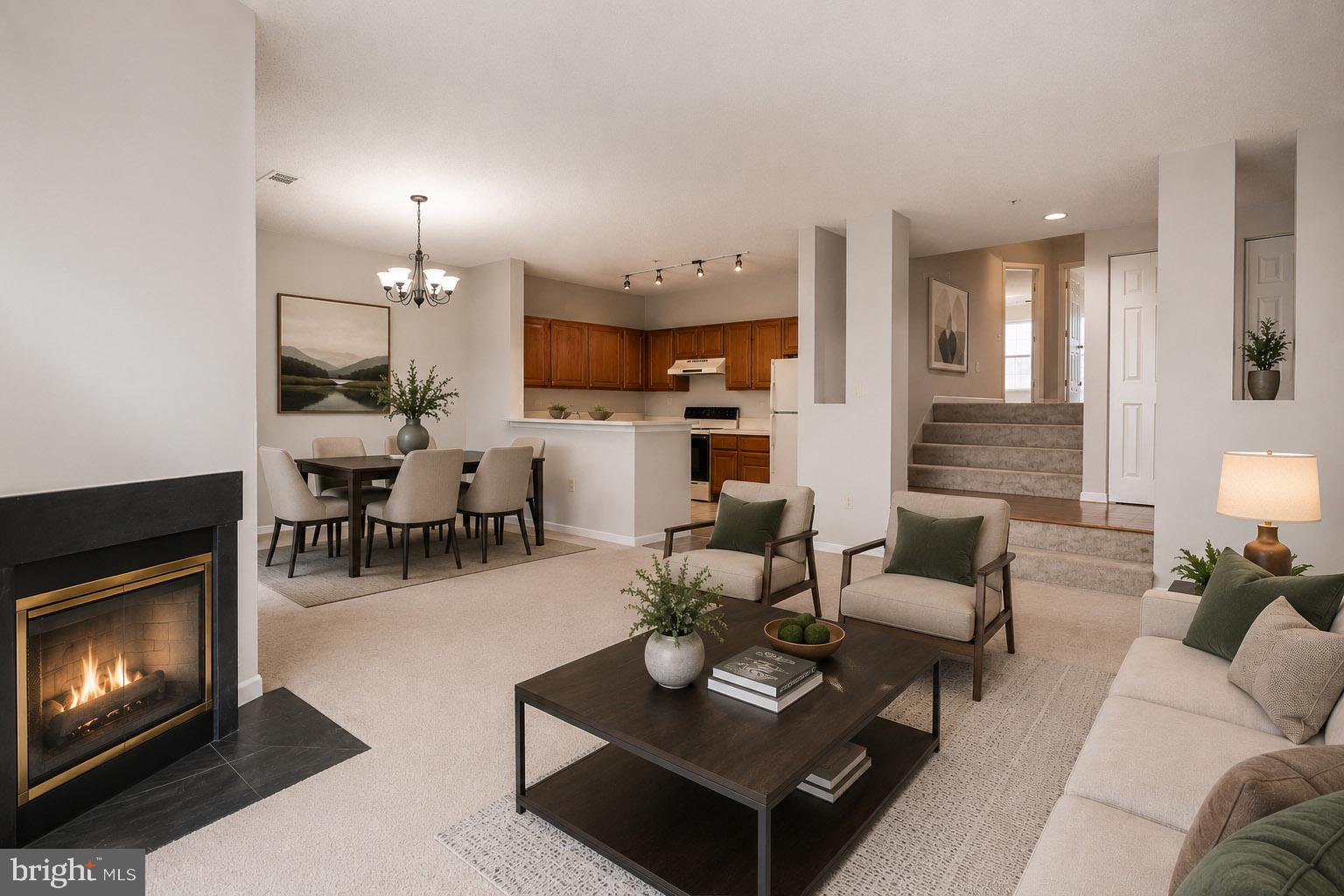 279 S PICKETT 301