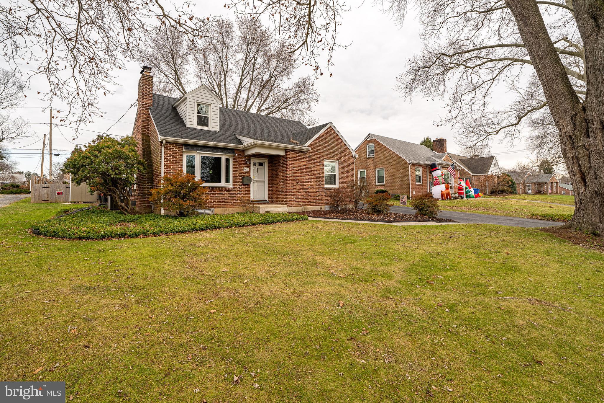 FAYFIELD - Residential