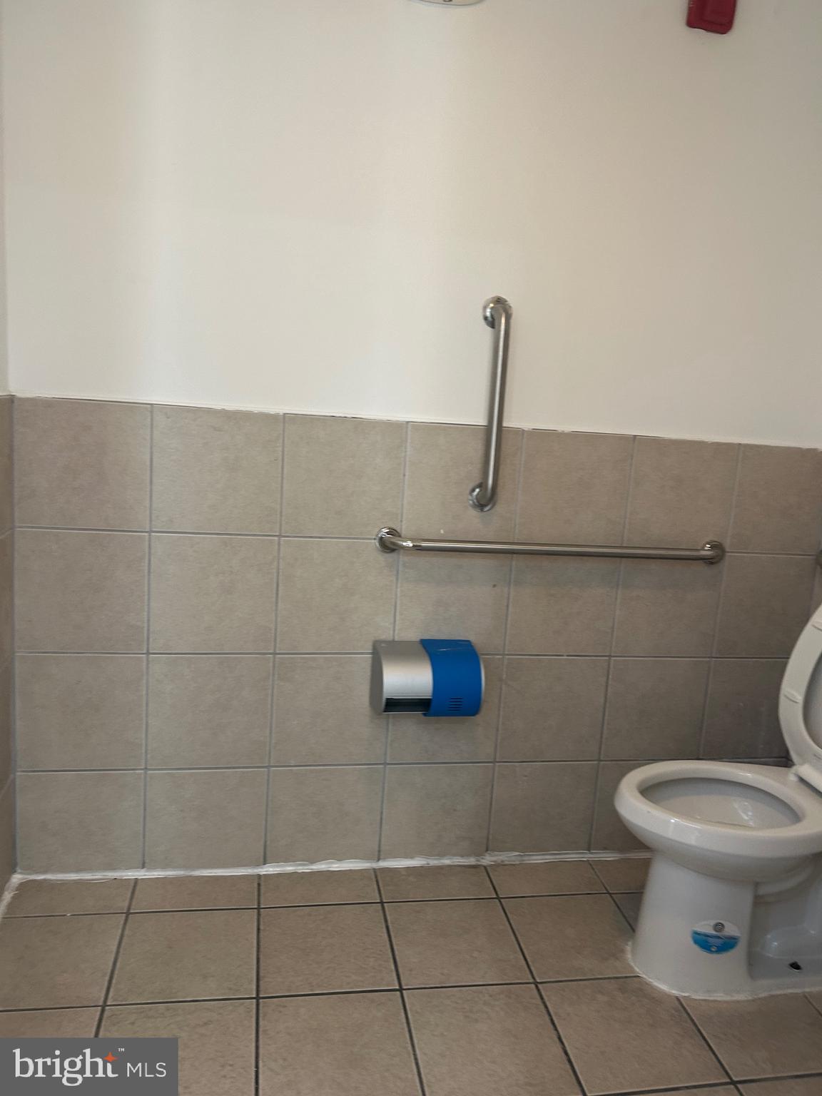 POINT BREEZE - Residential Income