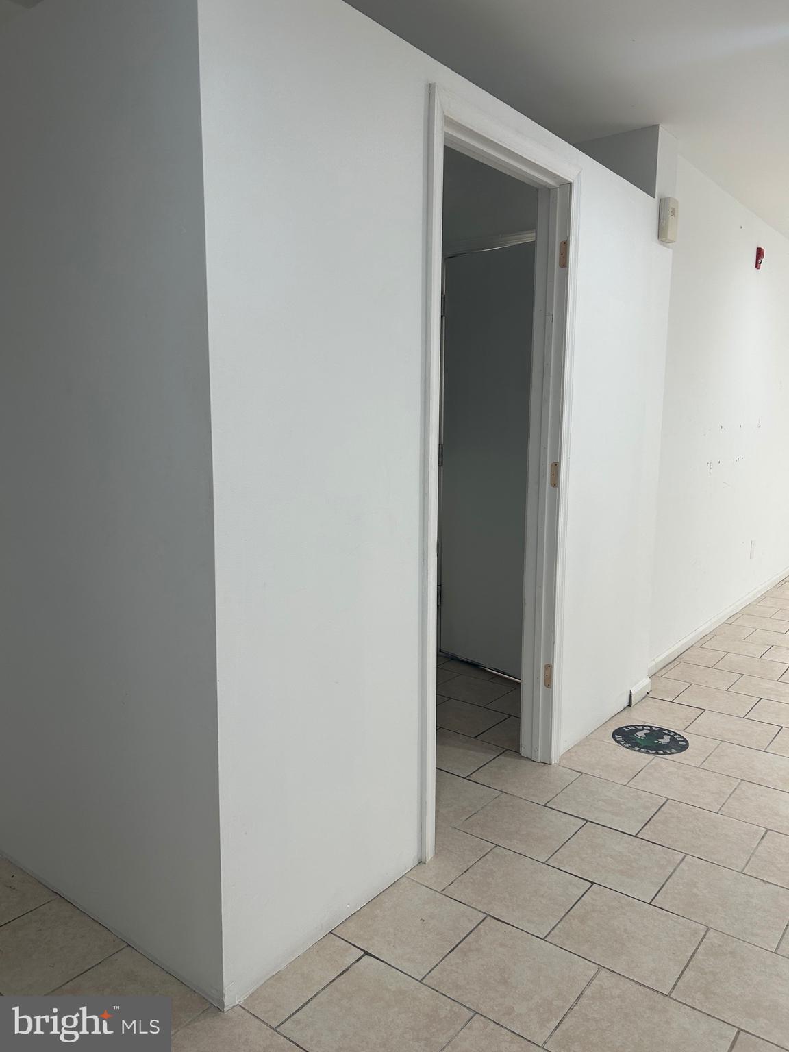 POINT BREEZE - Residential Income