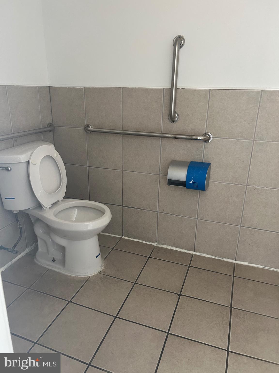 POINT BREEZE - Residential Income