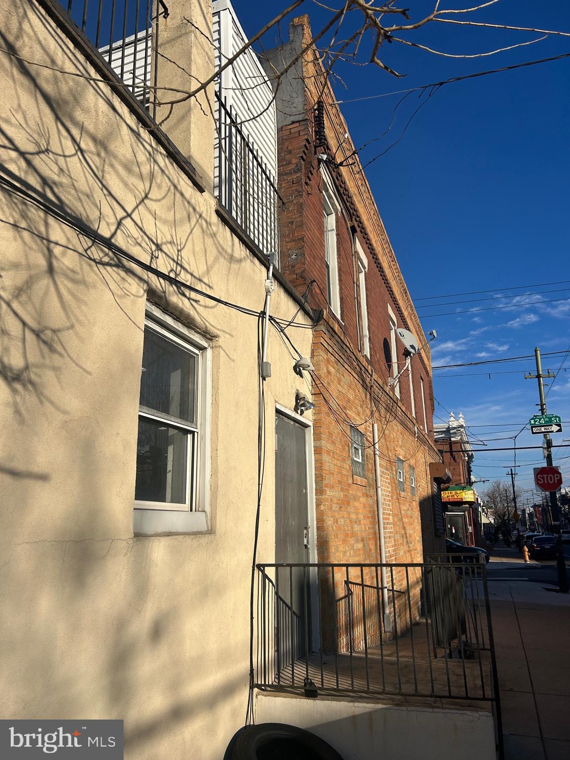 POINT BREEZE - Residential Income