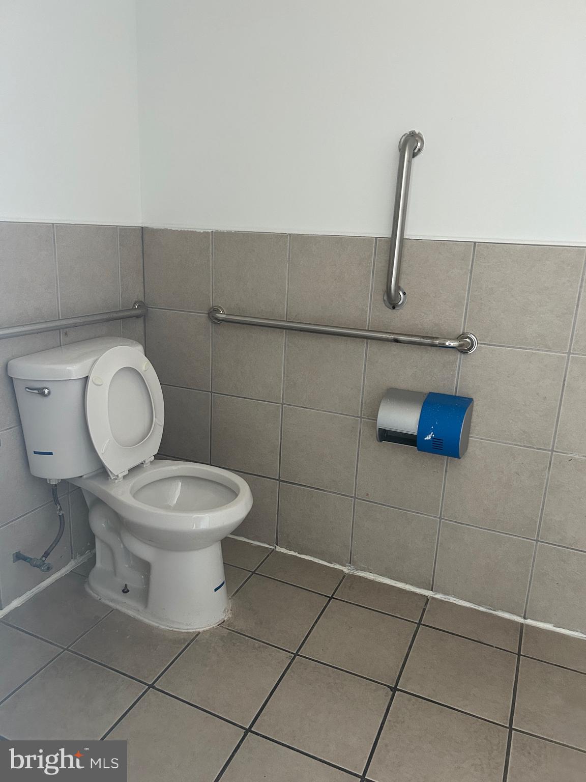 POINT BREEZE - Residential Income