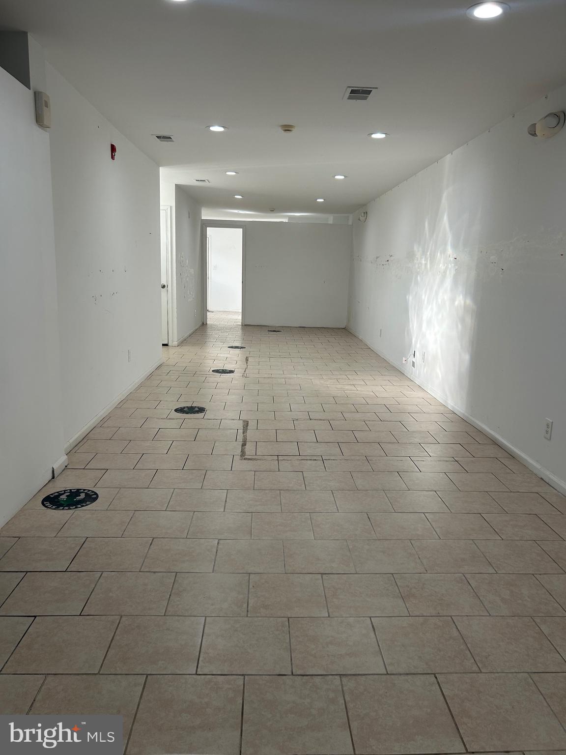 POINT BREEZE - Residential Income